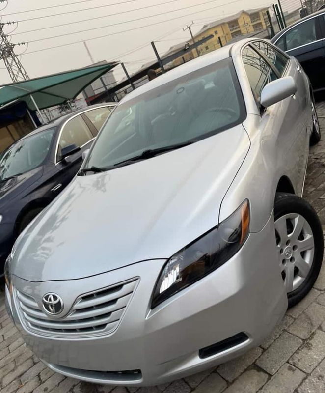Thumbnail 2 of 2007 Toyota Camry LE